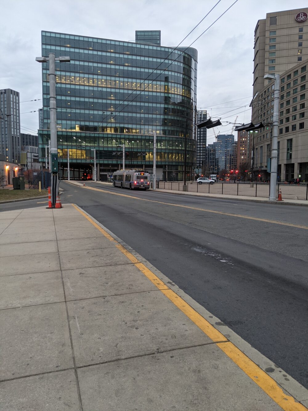 bus at silver line way